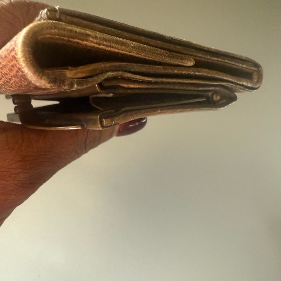 Anuschka Hand-Painted Leather Wallet – Martini Cocktail Design - Picture 11 of 11